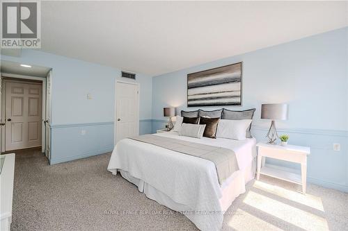 318 - 150 Wilson Street W, Hamilton, ON - Indoor Photo Showing Bedroom