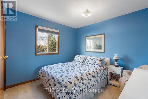3903 Treeline Drive, Severn, ON - Indoor Photo Showing Bedroom
