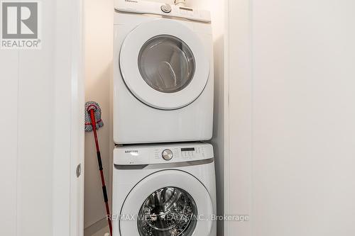 212 - 1 Hume Street, Collingwood, ON - Indoor Photo Showing Laundry Room