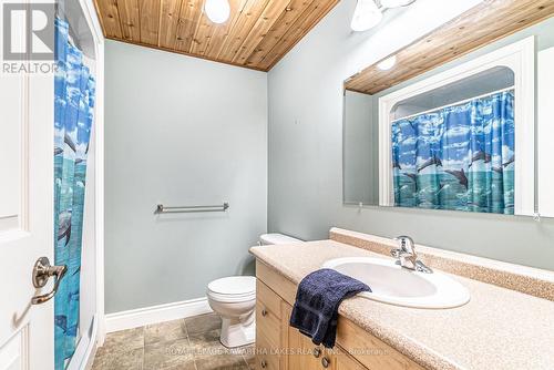 3 Midland Drive, Kawartha Lakes, ON - Indoor Photo Showing Bathroom