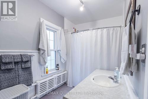 287 John Street, Belleville, ON - Indoor Photo Showing Bathroom