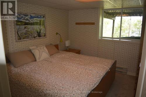 192 Golden Shores Road, Bancroft, ON - Indoor Photo Showing Bedroom
