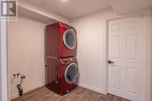 794 Broadway Boulevard, Peterborough, ON - Indoor Photo Showing Laundry Room