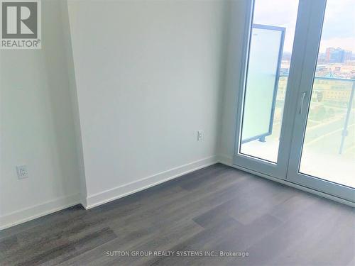 1502 - 3900 Confederation Parkway, Mississauga, ON - Indoor Photo Showing Other Room