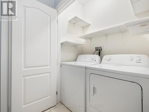 5 Yardley Crescent, Brampton, ON - Indoor Photo Showing Laundry Room
