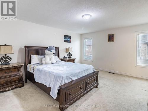 24 Mellowood Avenue, Brampton, ON - Indoor Photo Showing Bedroom