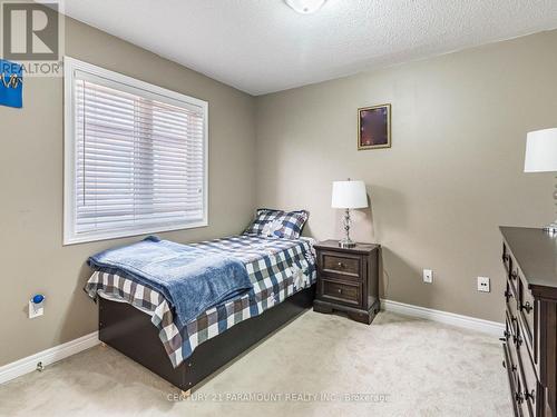 24 Mellowood Avenue, Brampton, ON - Indoor Photo Showing Bedroom