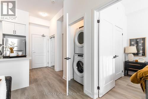 114 - 470 Dundas Street E, Hamilton, ON - Indoor Photo Showing Laundry Room
