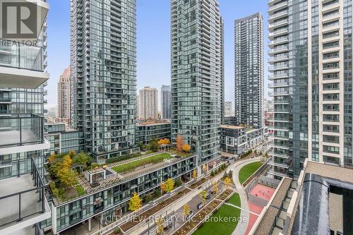 2712 - 4055 Parkside Village Drive, Mississauga, ON - Outdoor With Balcony With Facade
