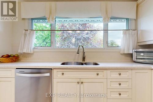 760 Oshawa Boulevard N, Oshawa, ON - Indoor Photo Showing Kitchen With Double Sink