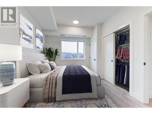 1220 Pacific Avenue Unit# 310, Kelowna, BC - Indoor Photo Showing Bedroom