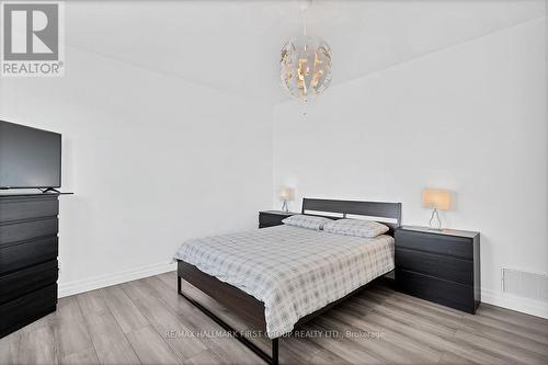 16585 Jane Street, King, ON - Indoor Photo Showing Bedroom