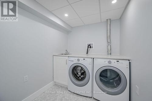 4 Lowrie Lane, Guelph/Eramosa, ON - Indoor Photo Showing Laundry Room