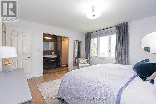 2904 20Th Side Road, New Tecumseth, ON - Indoor Photo Showing Bedroom