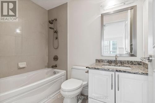 4203 - 16 Harbour Street, Toronto, ON - Indoor Photo Showing Bathroom