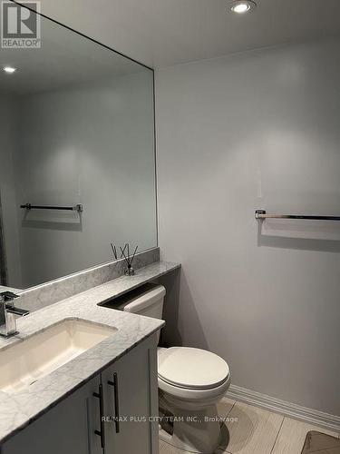 1013 - 125 Western Battery Road, Toronto, ON - Indoor Photo Showing Bathroom