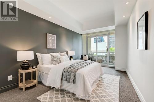 407 - 77 Avenue Road, Toronto, ON - Indoor Photo Showing Bedroom