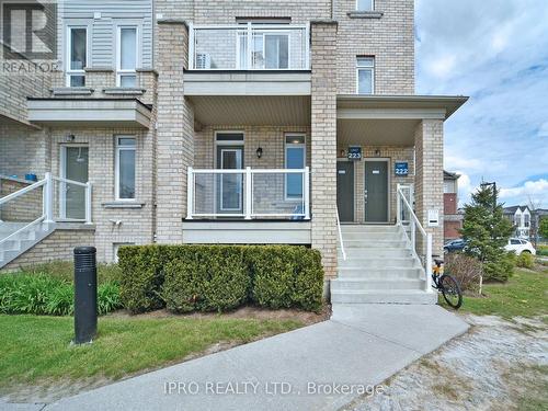103 - 1725 Adirondack Chase, Pickering, ON - Outdoor With Balcony With Facade