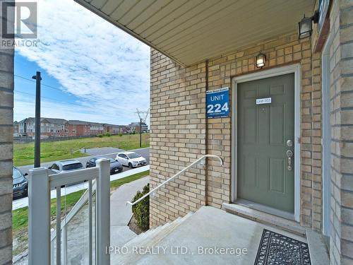103 - 1725 Adirondack Chase, Pickering, ON - Outdoor With Exterior