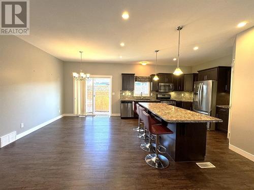 8300 Gallagher Lake Frontage Road Unit# 89, Oliver, BC - Indoor Photo Showing Kitchen With Stainless Steel Kitchen With Upgraded Kitchen