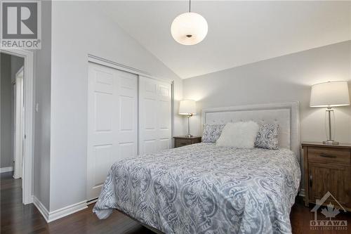 3494 Paul Anka Drive, Ottawa, ON - Indoor Photo Showing Bedroom