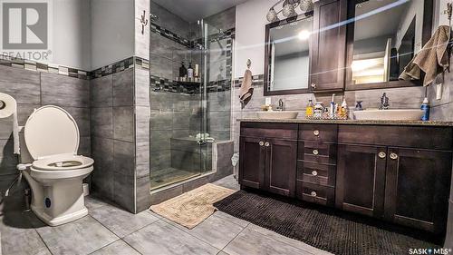 201 Lakeview Drive, Crystal Lake, SK - Indoor Photo Showing Bathroom