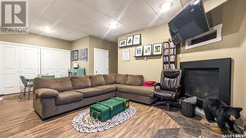 201 Lakeview Drive, Crystal Lake, SK - Indoor Photo Showing Living Room With Fireplace