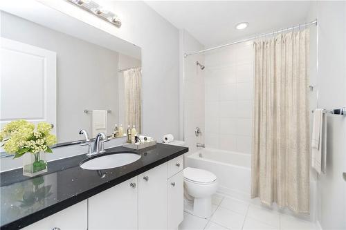 85 Robinson Street|Unit #901, Hamilton, ON - Indoor Photo Showing Bathroom