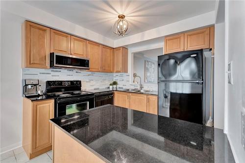 470 Beach Boulevard|Unit #66, Hamilton, ON - Indoor Photo Showing Kitchen With Double Sink