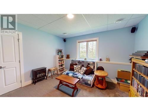 2475 Colin Crescent, Trail, BC - Indoor Photo Showing Dining Room