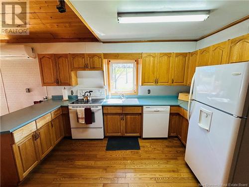 17 Divide Road, Divide, NB - Indoor Photo Showing Kitchen With Double Sink