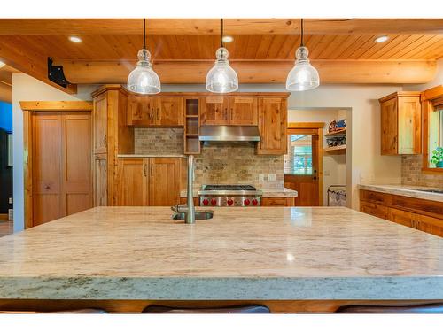 2692 Storbo Heights Road, Slocan Park, BC - Indoor Photo Showing Kitchen