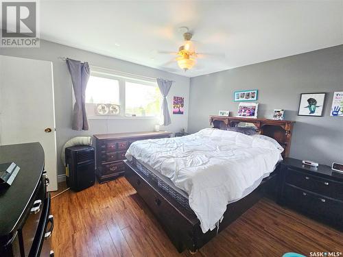 2228 Douglas Avenue, North Battleford, SK - Indoor Photo Showing Bedroom
