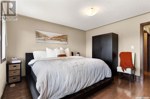 1412 Mccarthy Boulevard, Regina, SK - Indoor Photo Showing Bedroom