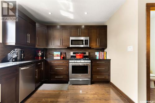 1412 Mccarthy Boulevard, Regina, SK - Indoor Photo Showing Kitchen