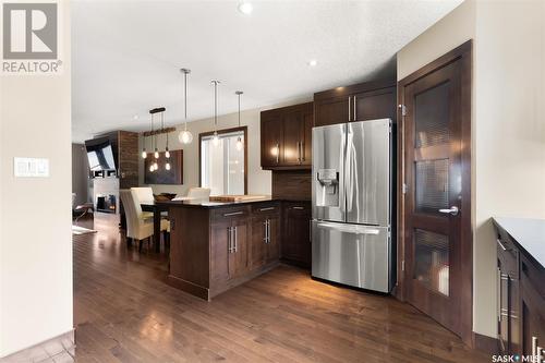 1412 Mccarthy Boulevard, Regina, SK - Indoor Photo Showing Kitchen With Upgraded Kitchen