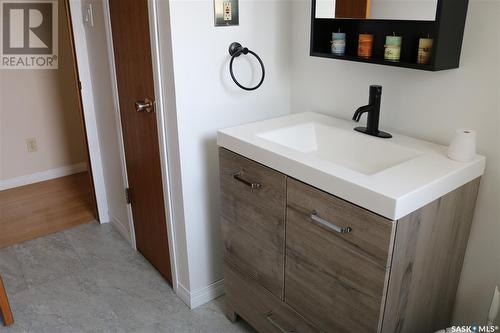 116 Barrows Street, Maryfield, SK - Indoor Photo Showing Bathroom