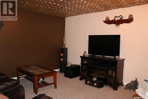 116 Barrows Street, Maryfield, SK - Indoor Photo Showing Other Room