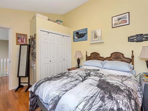101-5501 20 Street, Vernon, BC - Indoor Photo Showing Bedroom