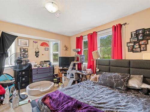 313-301 Browne Road, Vernon, BC - Indoor Photo Showing Other Room