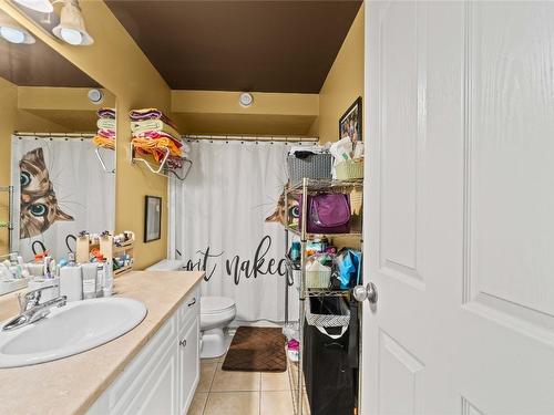 313-301 Browne Road, Vernon, BC - Indoor Photo Showing Bathroom