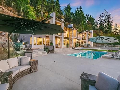 112 Sunset Boulevard, Vernon, BC - Outdoor With In Ground Pool With Deck Patio Veranda