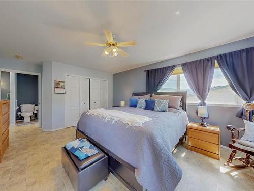 16418 89Th Street, Osoyoos, BC - Indoor Photo Showing Bedroom
