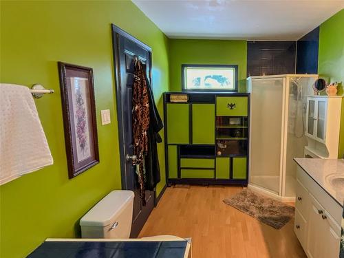 5506 Jackpine Lane, Osoyoos, BC - Indoor Photo Showing Laundry Room