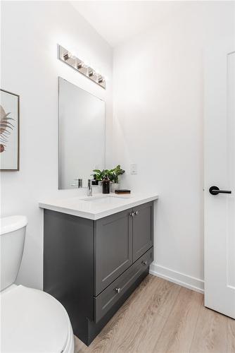 470 Dundas Street E|Unit #114, Waterdown, ON - Indoor Photo Showing Bathroom