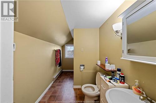 238-240 Cameron, Moncton, NB - Indoor Photo Showing Bathroom
