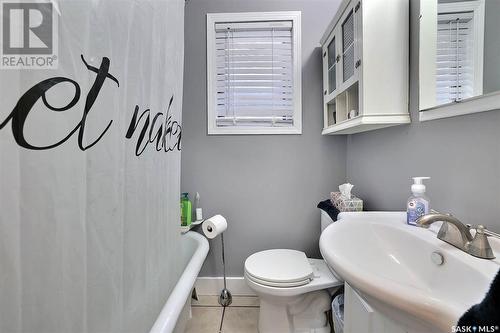 2241 Winnipeg Street, Regina, SK - Indoor Photo Showing Bathroom