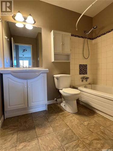 309 3308 33Rd Street W, Saskatoon, SK - Indoor Photo Showing Bathroom