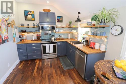 11 Cook Road, Grand Manan, NB - Indoor Photo Showing Kitchen