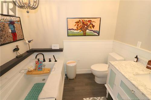 11 Cook Road, Grand Manan, NB - Indoor Photo Showing Bathroom